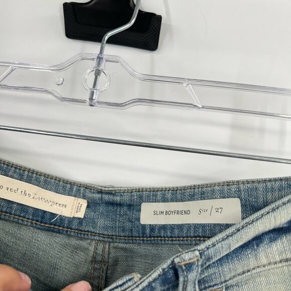 Pilcro Anthropologie Mid-Rise Slim Boyfriend Denim Shorts NWT - Picture 4 of 7